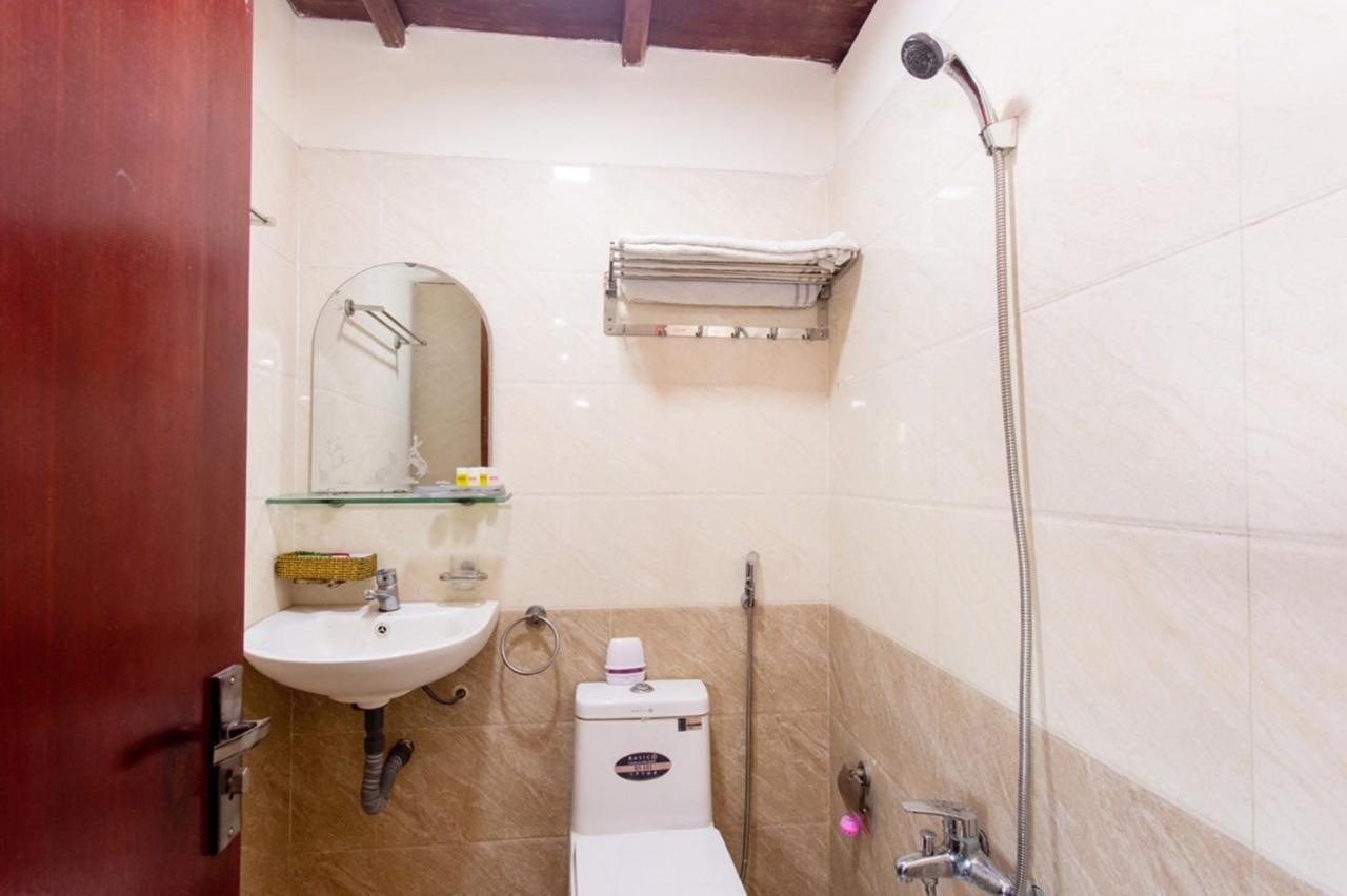 Phuong Hong Hotel